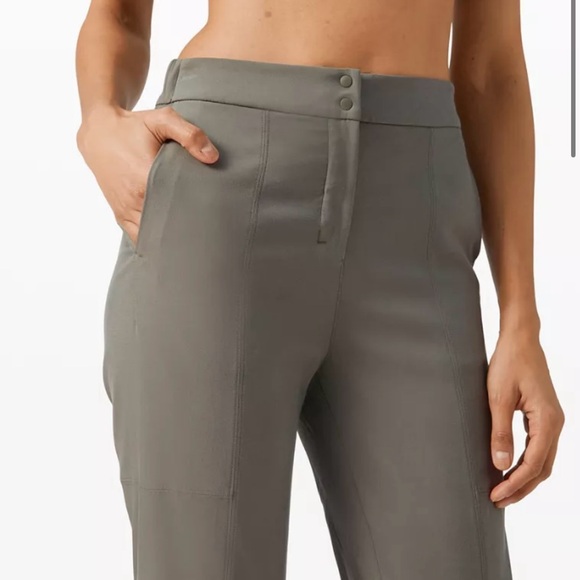 Lululemon Dynamic Days Travel Pant size 8 grey sage - Picture 2 of 8
